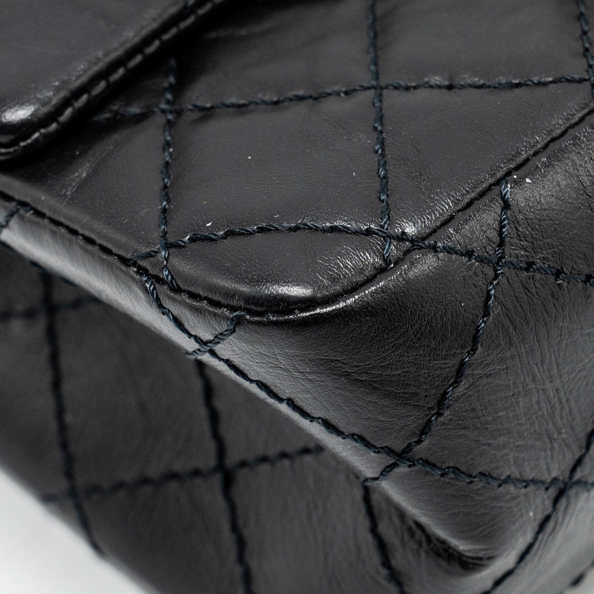 chanel-mini-2-55-reissue-flap-bag-aged-calfskin-black-ghw-2