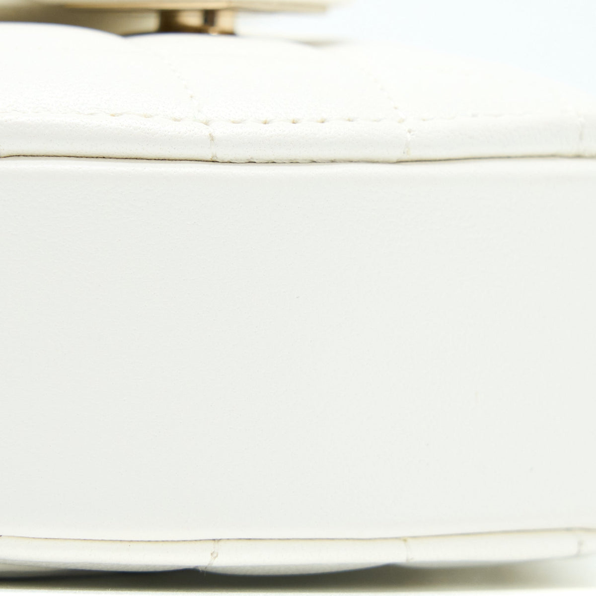 chanel-small-heart-bag-lambskin-white-lghw-1