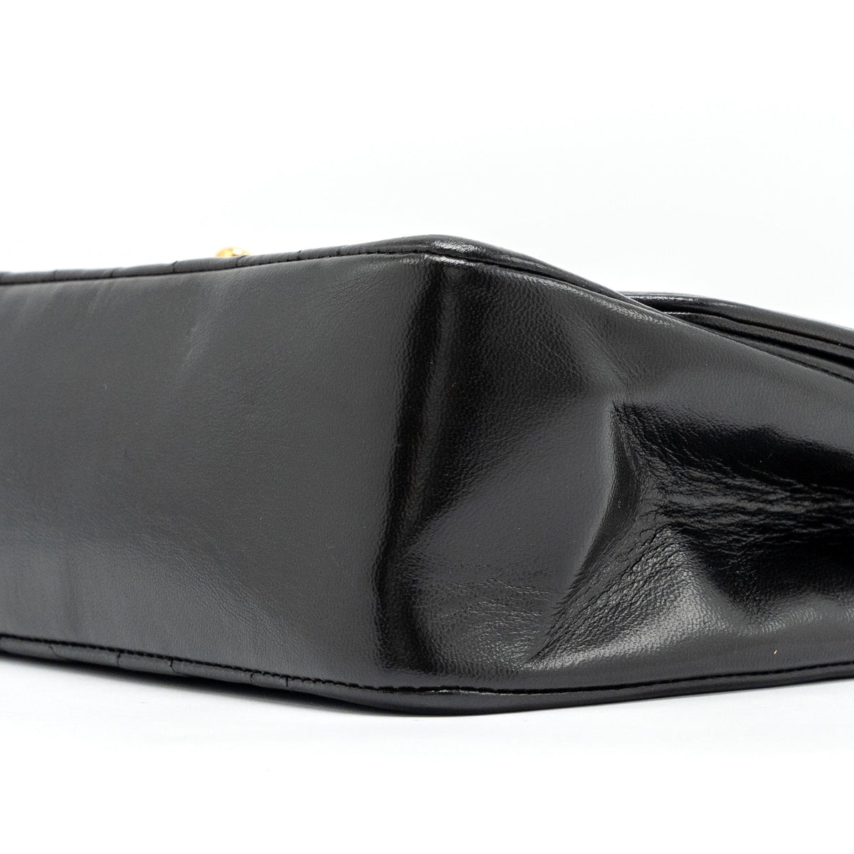 chanel-vintage-small-diana-flap-bag-lambskin-black-ghw