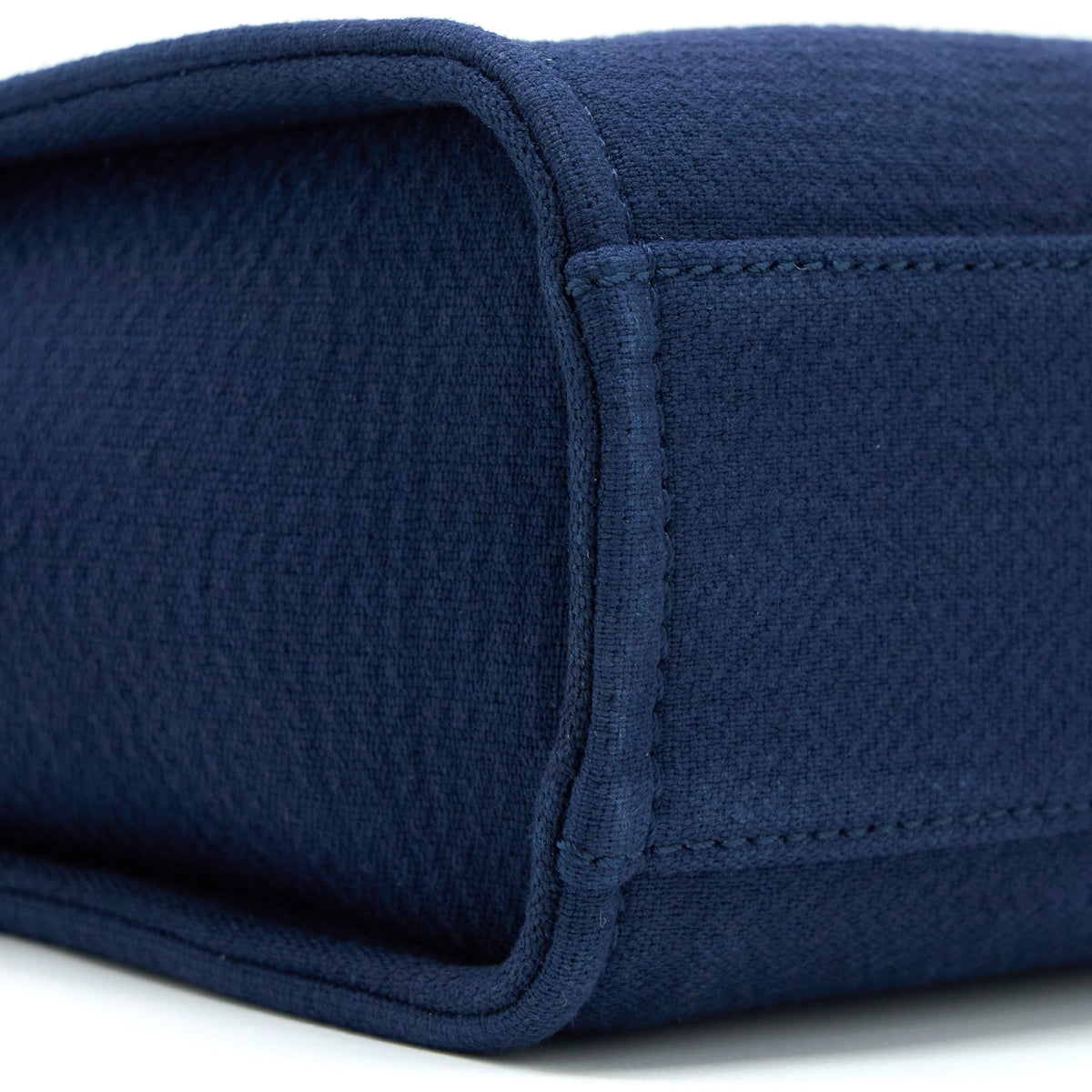 chanel-pm-deauville-tote-bag-canvas-navy-shw-microchip