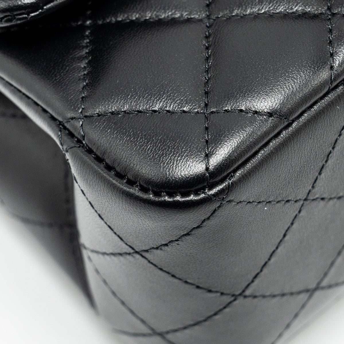 chanel-mini-square-flap-bag-lambskin-black-lghwmicrochip-1