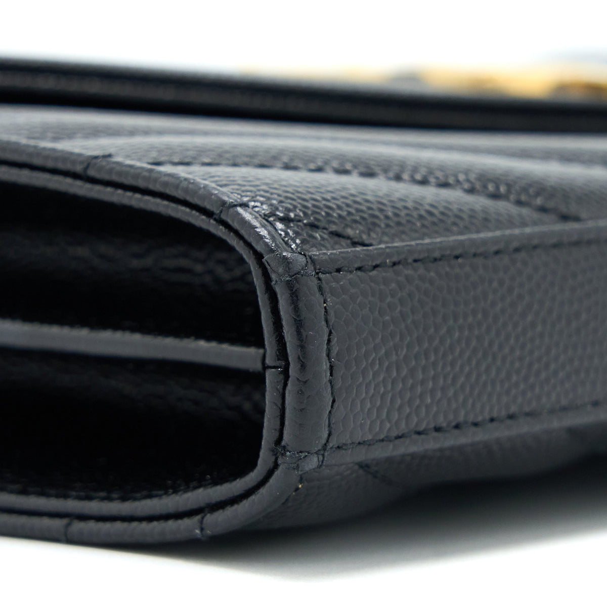 saint-laurent-wallet-on-chain-grained-calfskin-black-ghw