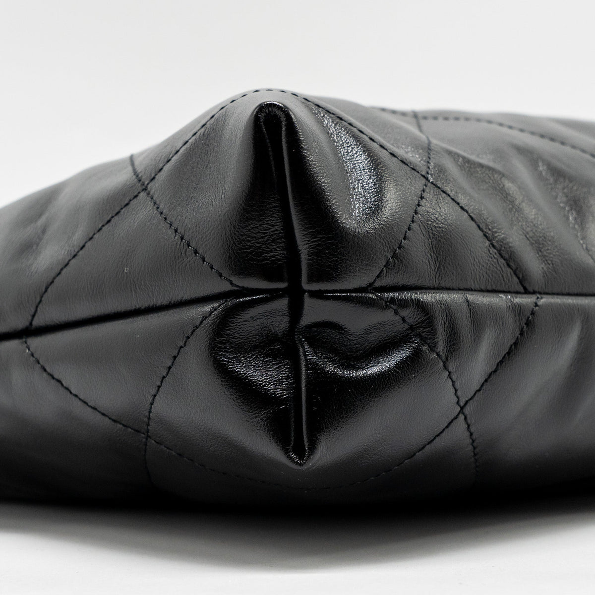 chanel-small-coco-handle-with-lizard-embossed-handle-caviar-black-lghw-microchip-copy