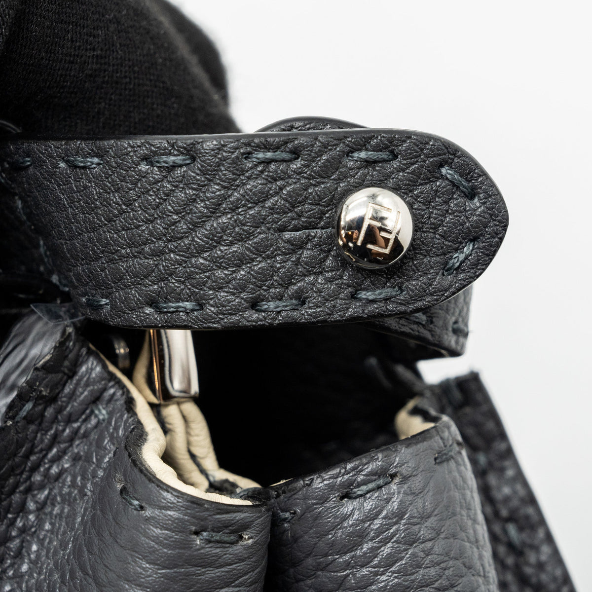 fendi-medium-peekaboo-bag-selleria-leather-shw