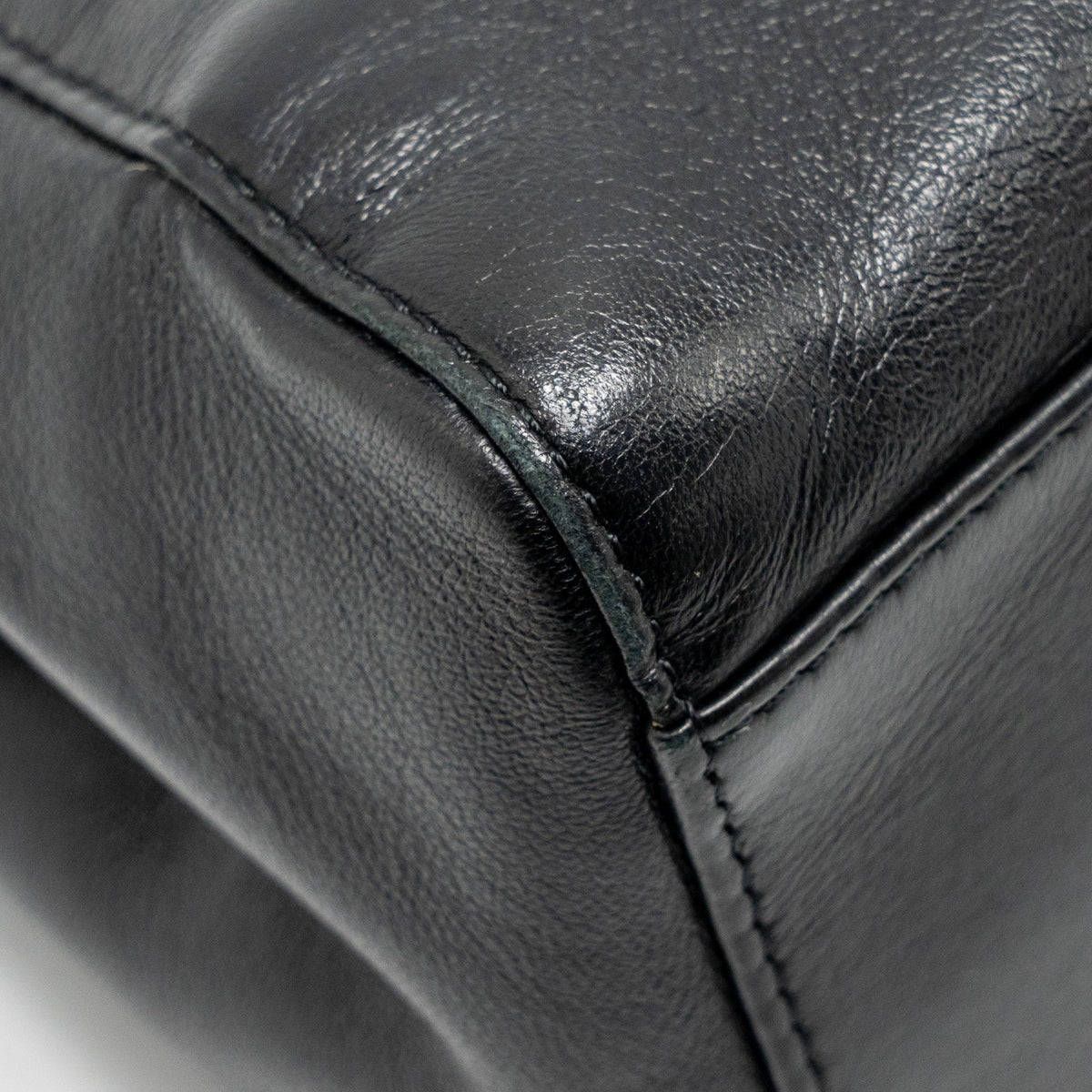fendi-mini-peekaboo-lambskin-black-ghw-1