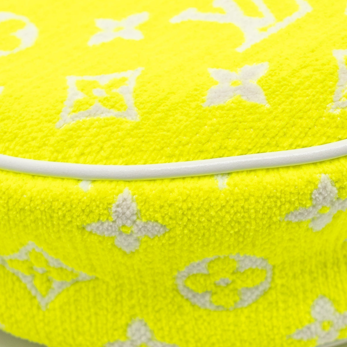 louis-vuitton-loop-pm-half-moon-baguette-jacquard-monogram-yellow-white-ghw