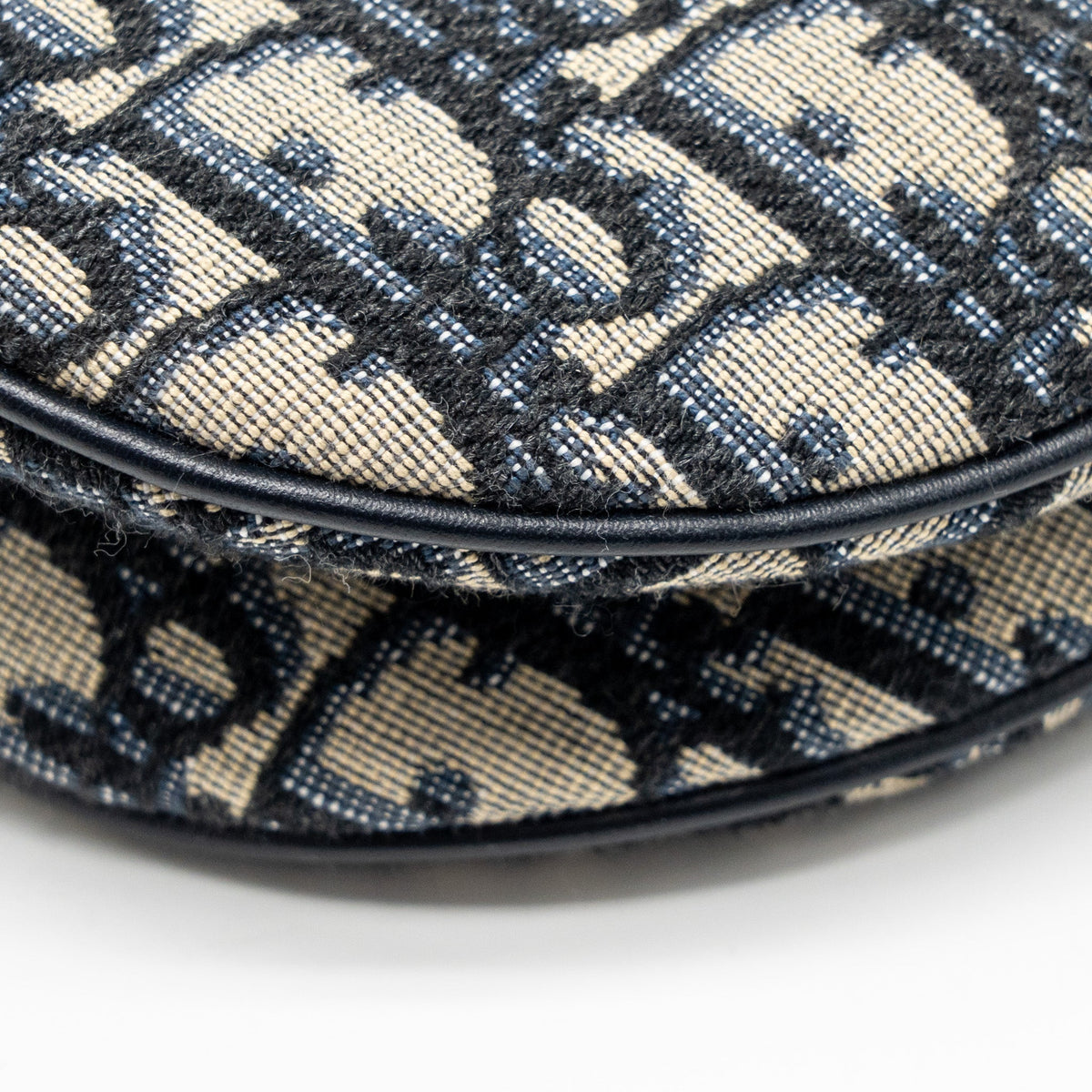 dior-medium-saddle-bag-blue-oblique-canvas-calfskin-ghw