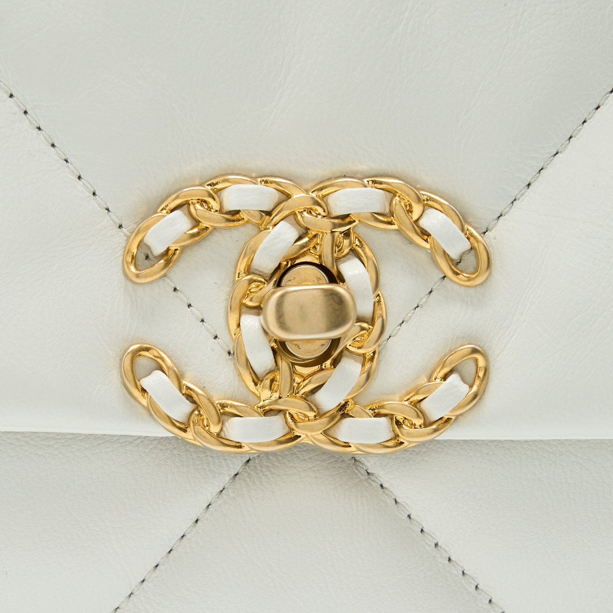 chanel-small-19-bag-goatskin-white-multicolour-hardware