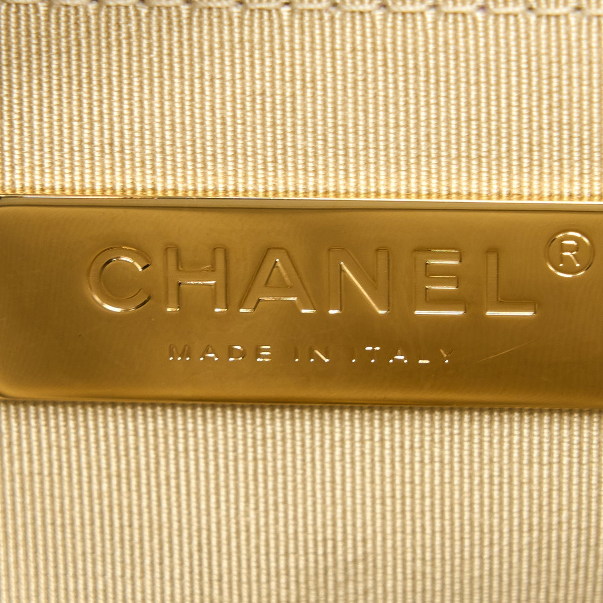 chanel-small-19-bag-goatskin-white-multicolour-hardware