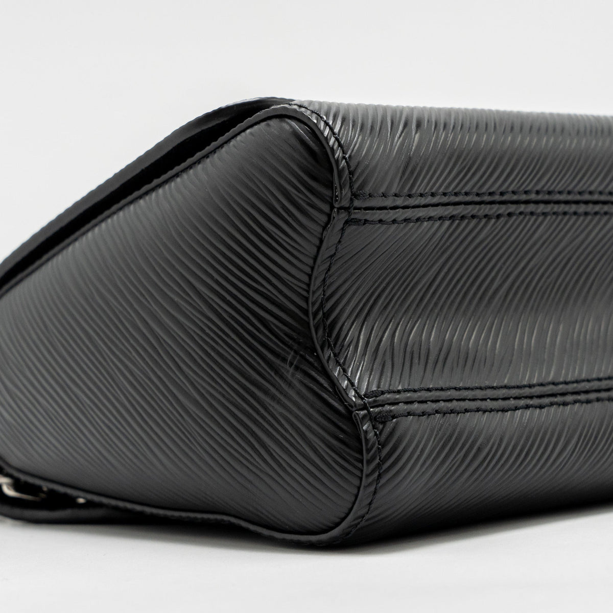 louis-vuitton-twist-pm-epi-leather-black-shw