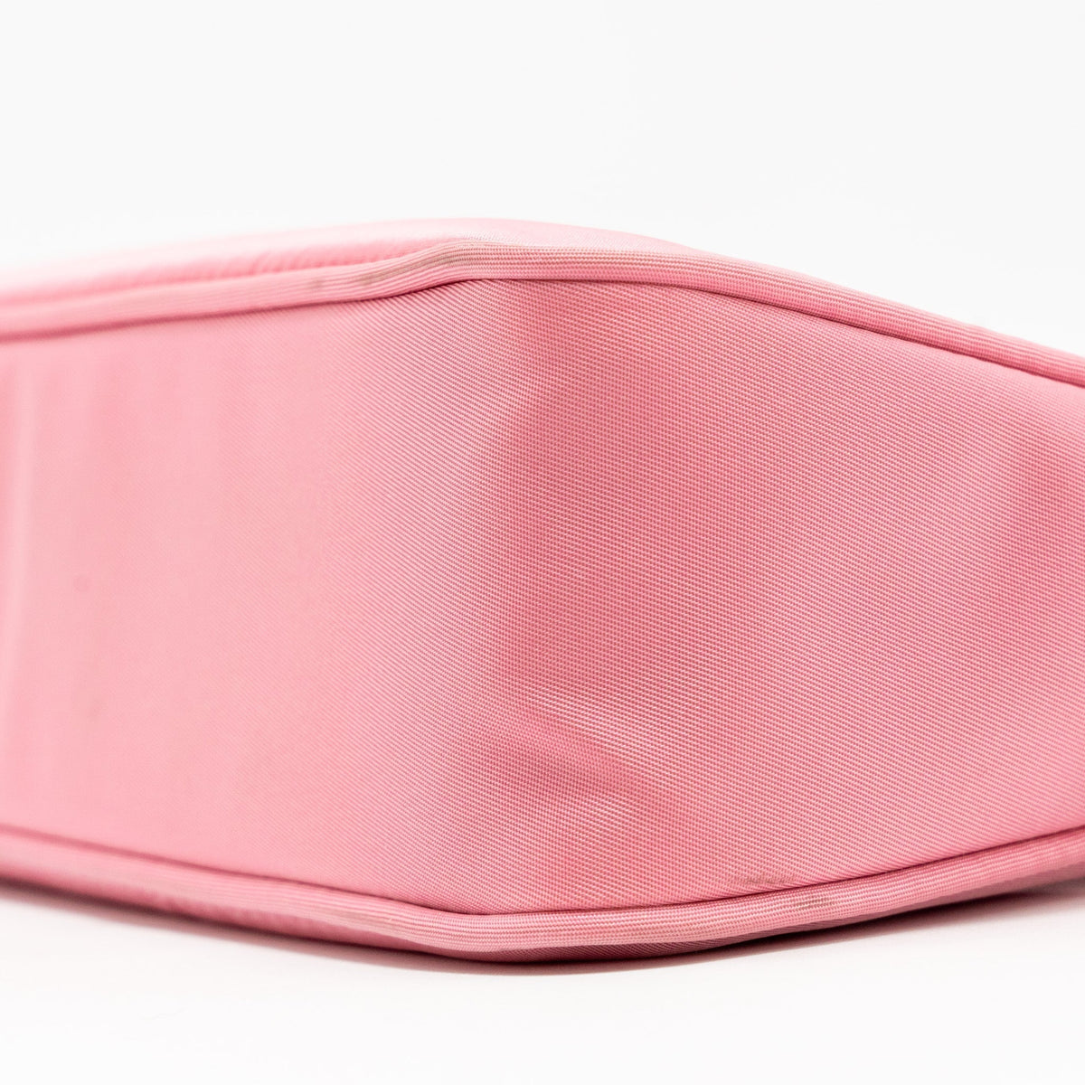prada-re-edition-2000-mini-bag-re-nylon-pink-shw-copy