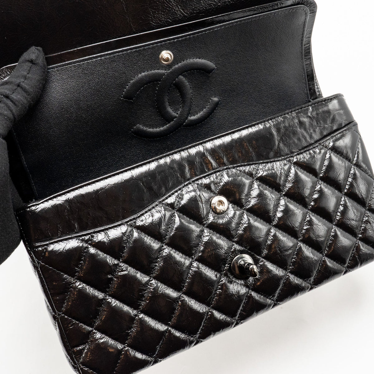 chanel-medium-classic-double-flap-bag-patent-so-black-1