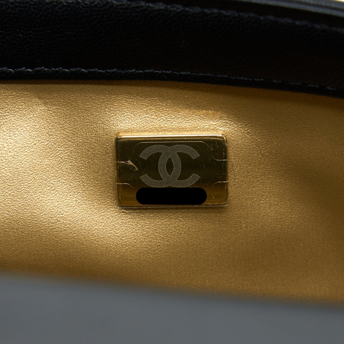 chanel-pearl-crush-mini-rectangular-lambskin-black-brush-ghw-microchip