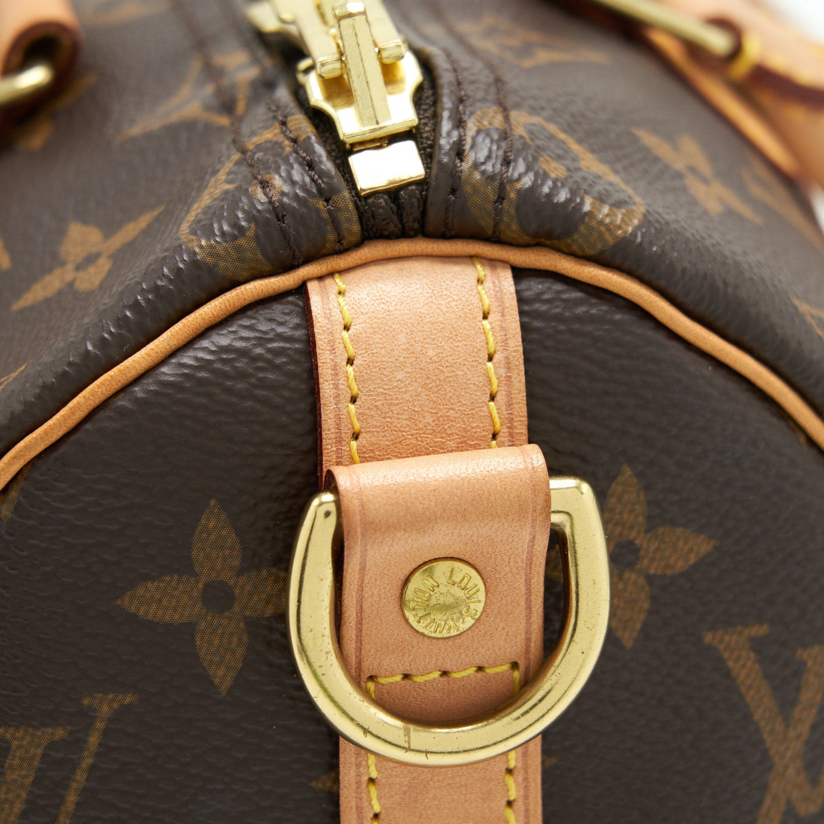 louis-vuitton-speedy-25-bandouliere-monogram-canvas-1