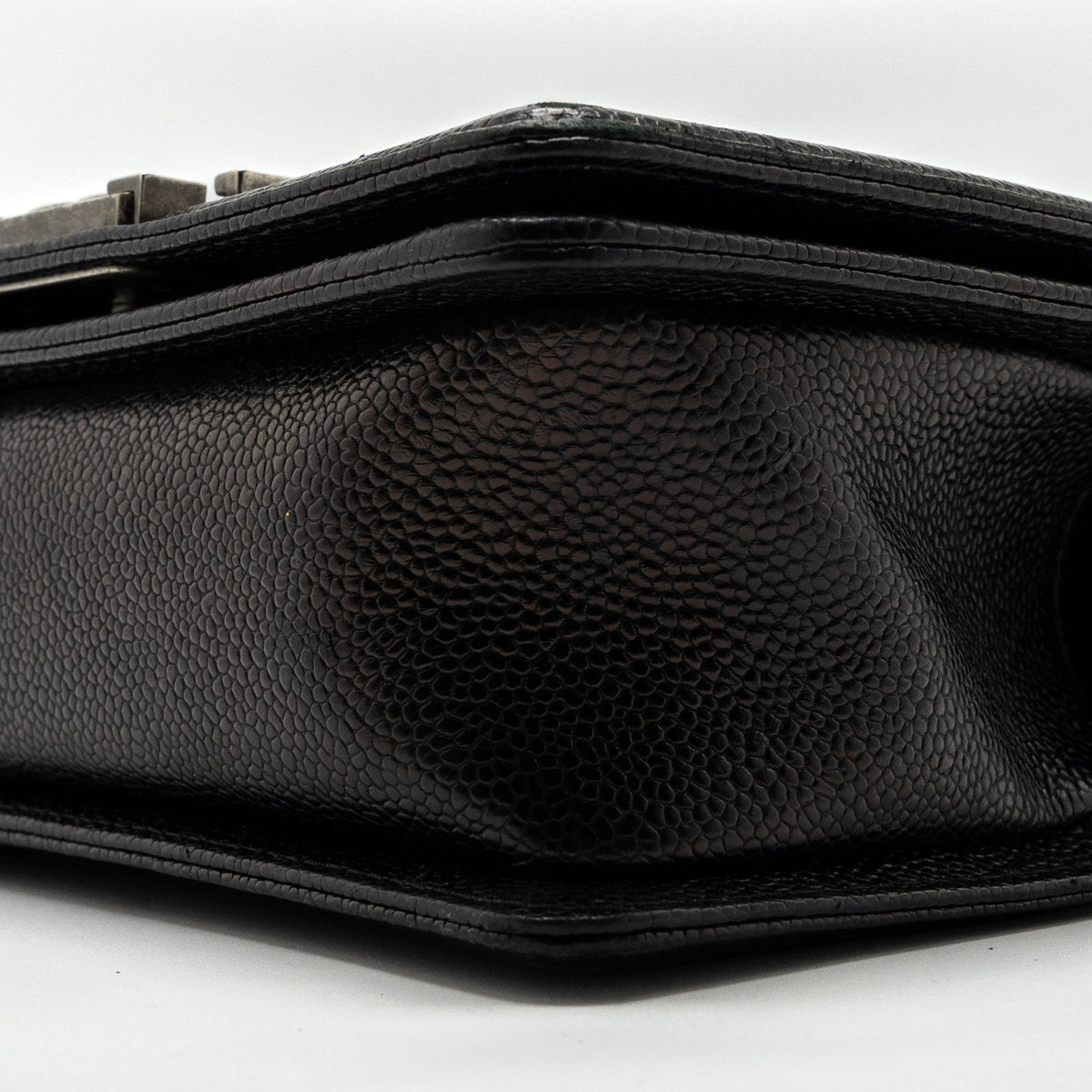 chanel-small-boy-bag-caviar-black-ruthenium-hardware