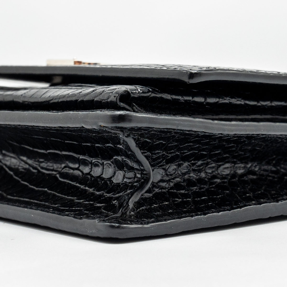 saint-laurent-ysl-sunset-bag-crocodile-embossed-calfskin-black-shw