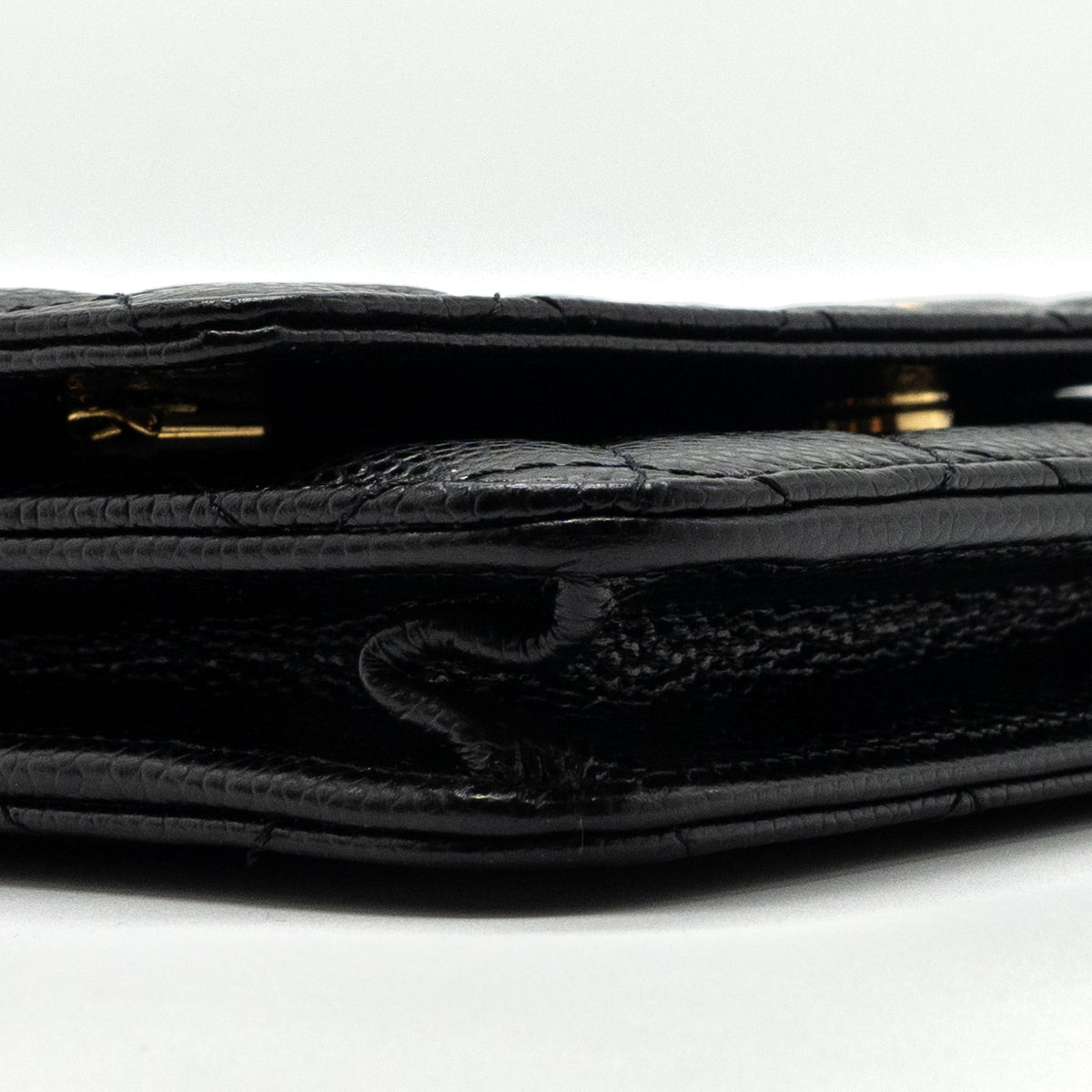 chanel-classic-wallet-on-chain-caviar-black-ghw-14