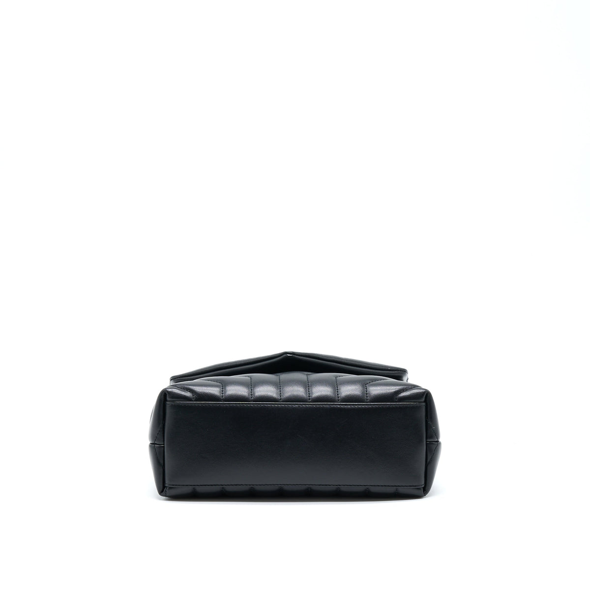 saint-laurent-ysl-loulou-bag-black-with-black-hardware
