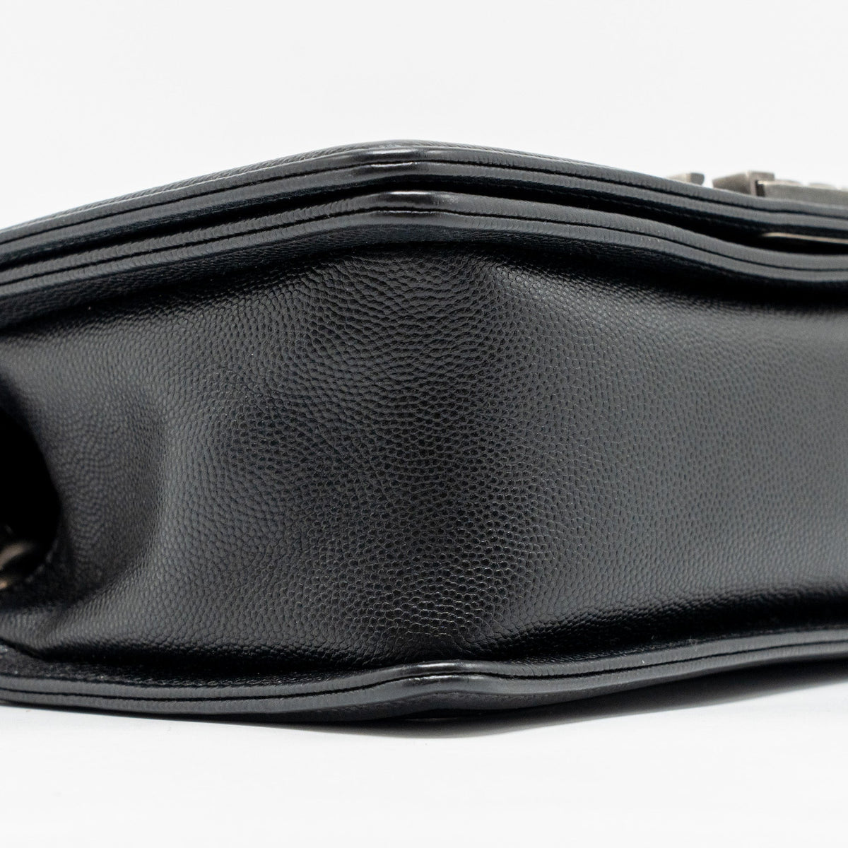 chanel-medium-boy-bag-chevron-caviar-black-ruthenium-silver-hardware