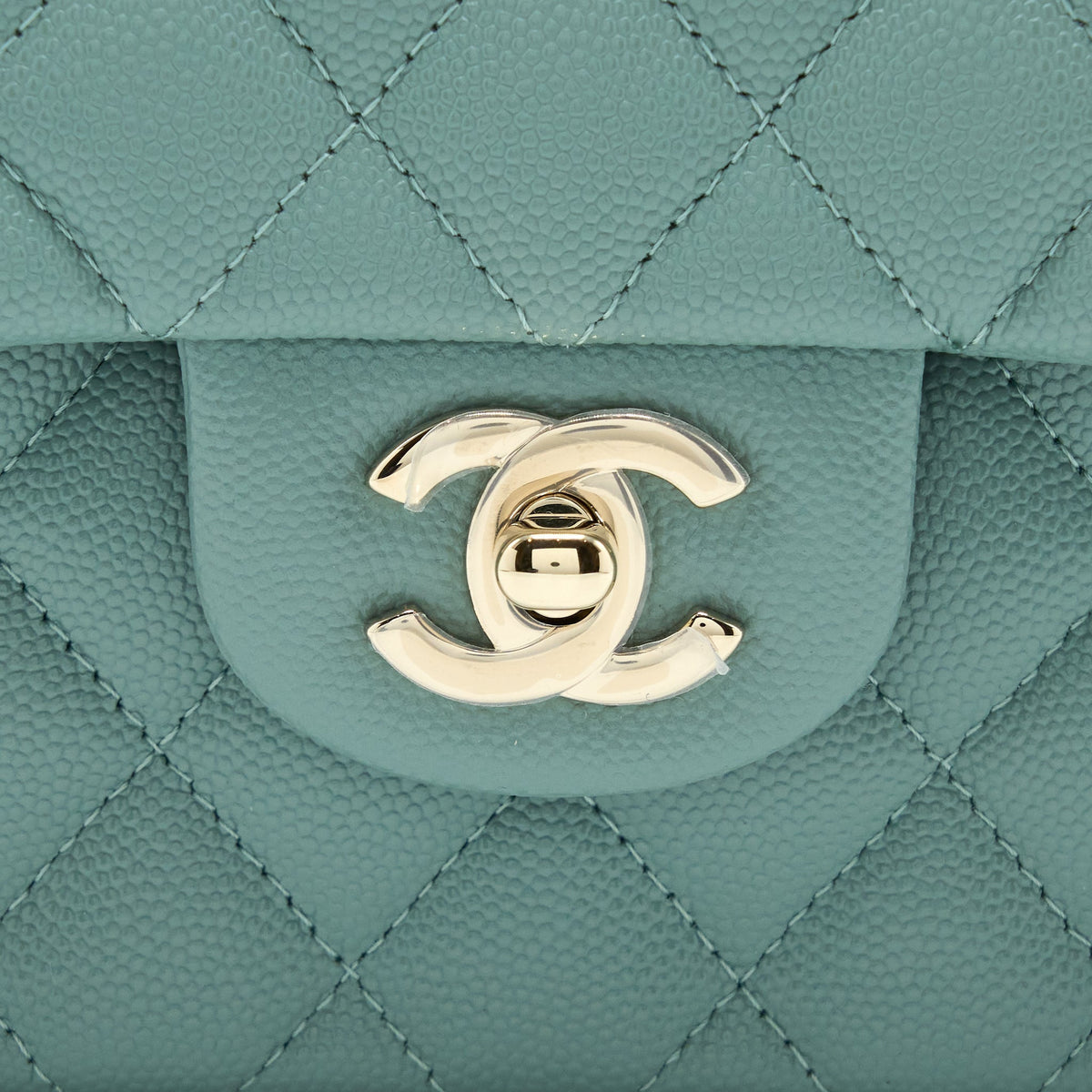 chanel-22c-classic-double-flap-bag-caviar-ng124-greyish-green-lghw-microchip