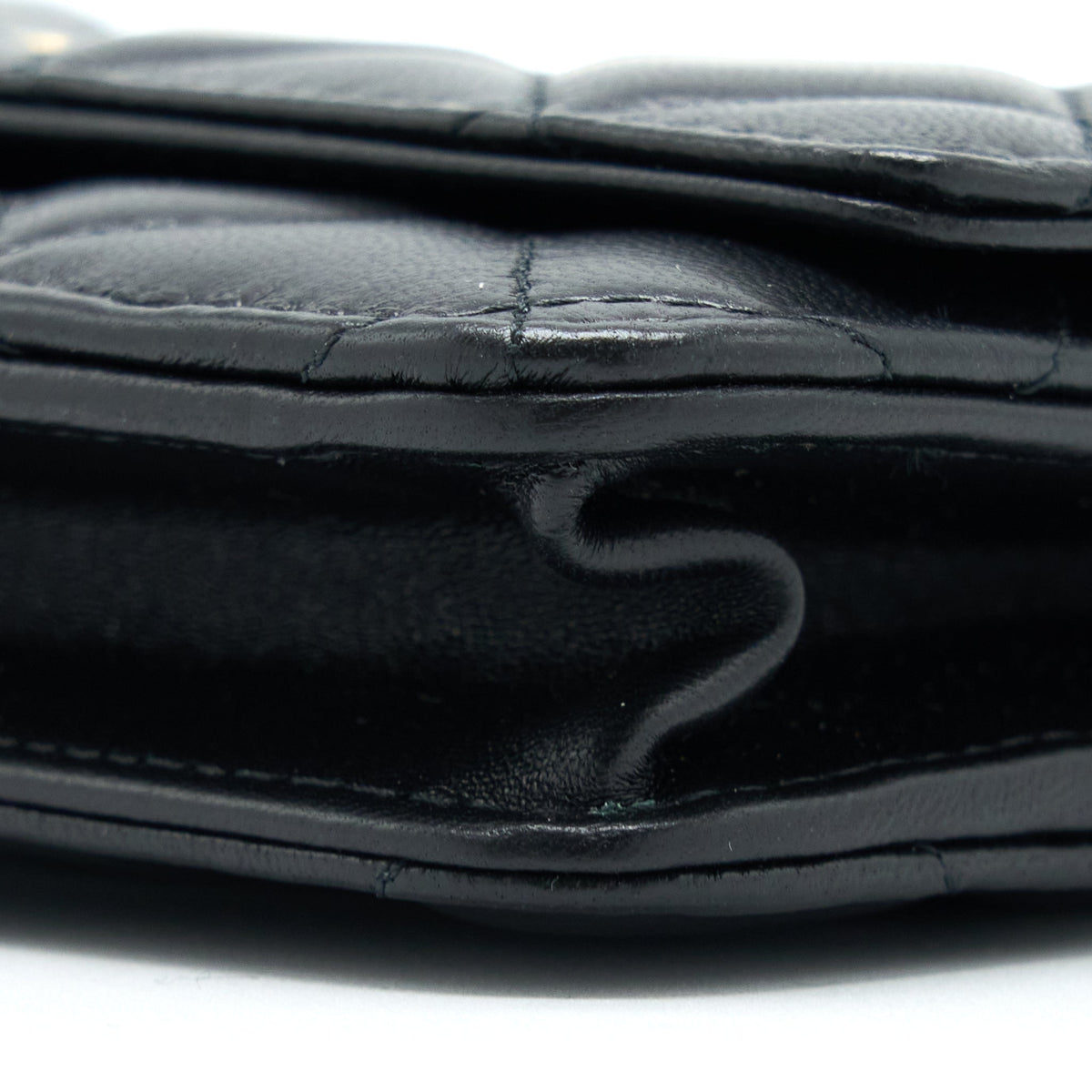 chanel-pearl-crush-wallet-on-chain-lambskin-black-ghw-microchip-8