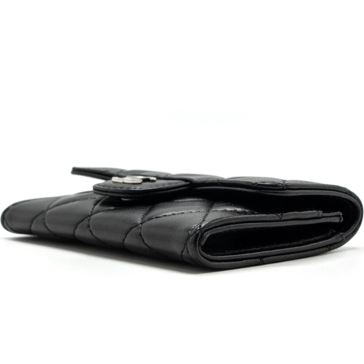 chanel-classic-flap-card-holder-lambskin-black-shw