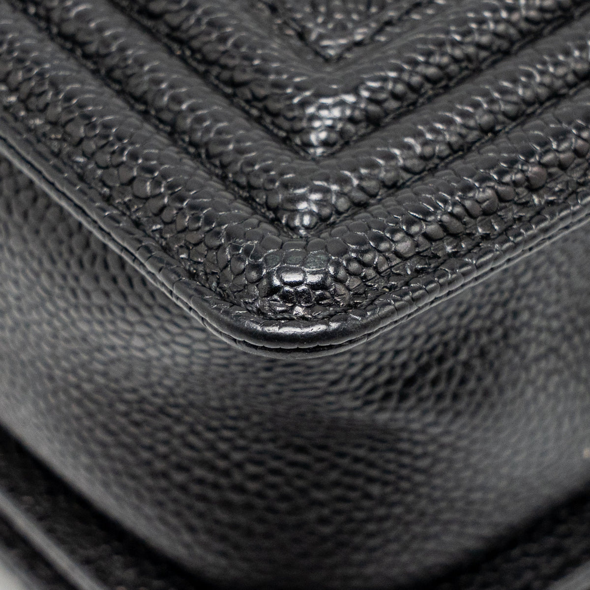 chanel-small-boy-bag-grained-calfskin-black-ghw