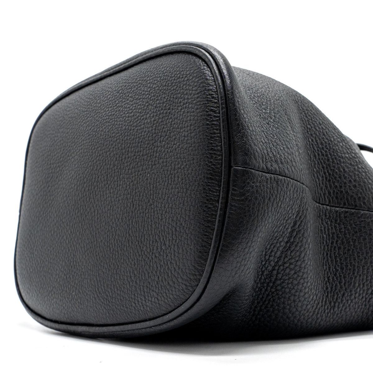 prada-secchiello-bucket-bag-grained-calfskin-black-ghw