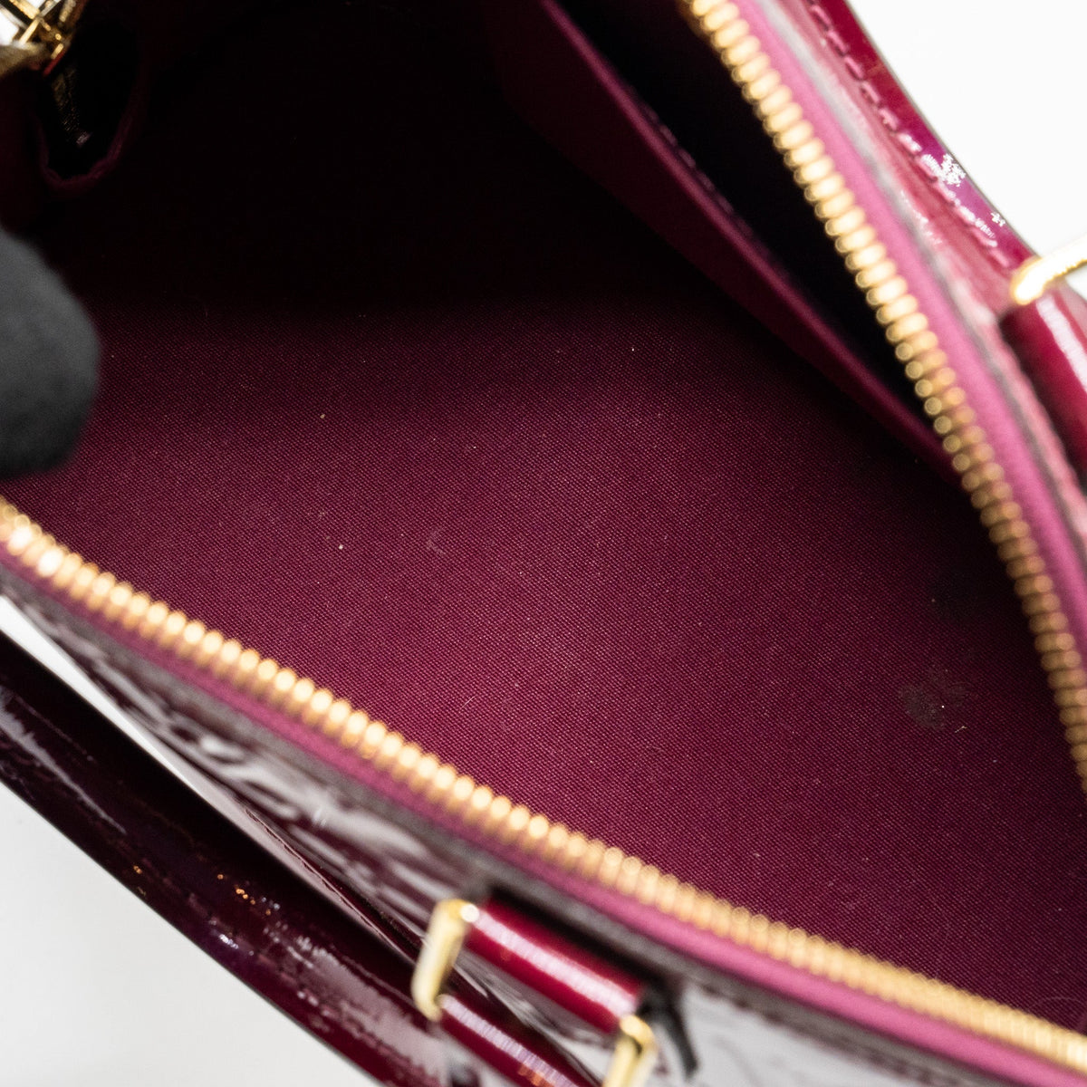 louis-vuitton-alma-bb-patent-leather-rose-indian-ghw