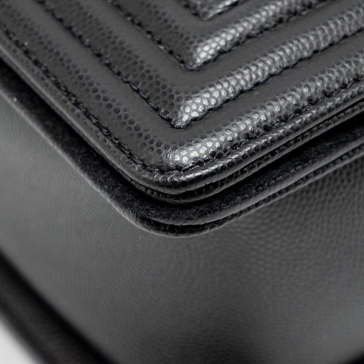 chanel-new-medium-boy-bag-caviar-black-ghw-microchip