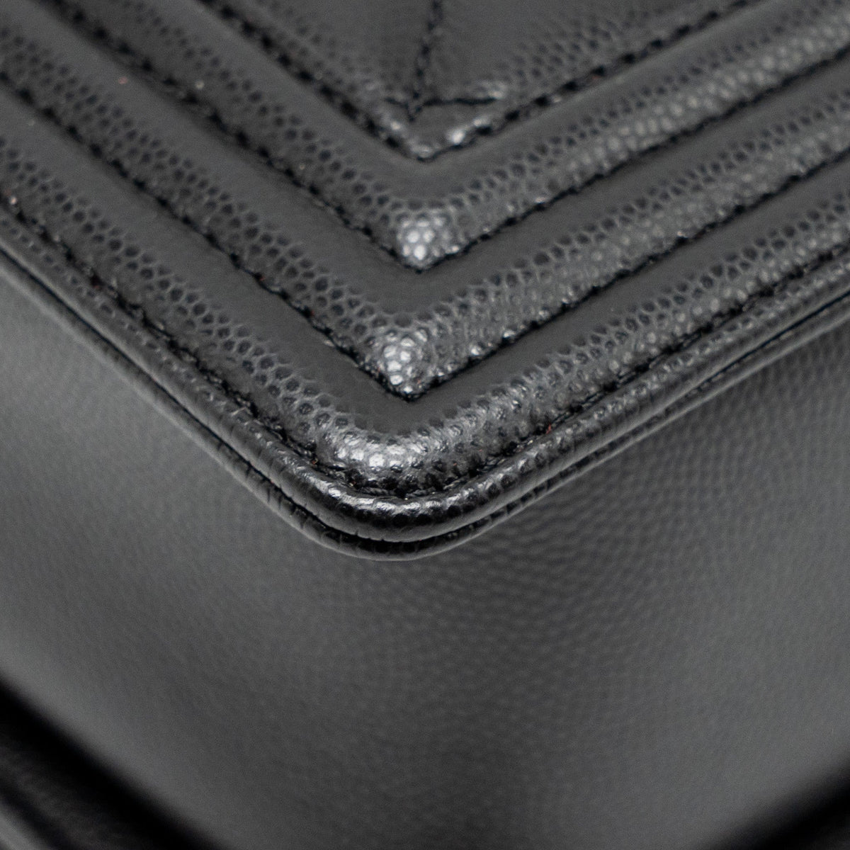 chanel-new-medium-boy-bag-caviar-black-ghw-microchip