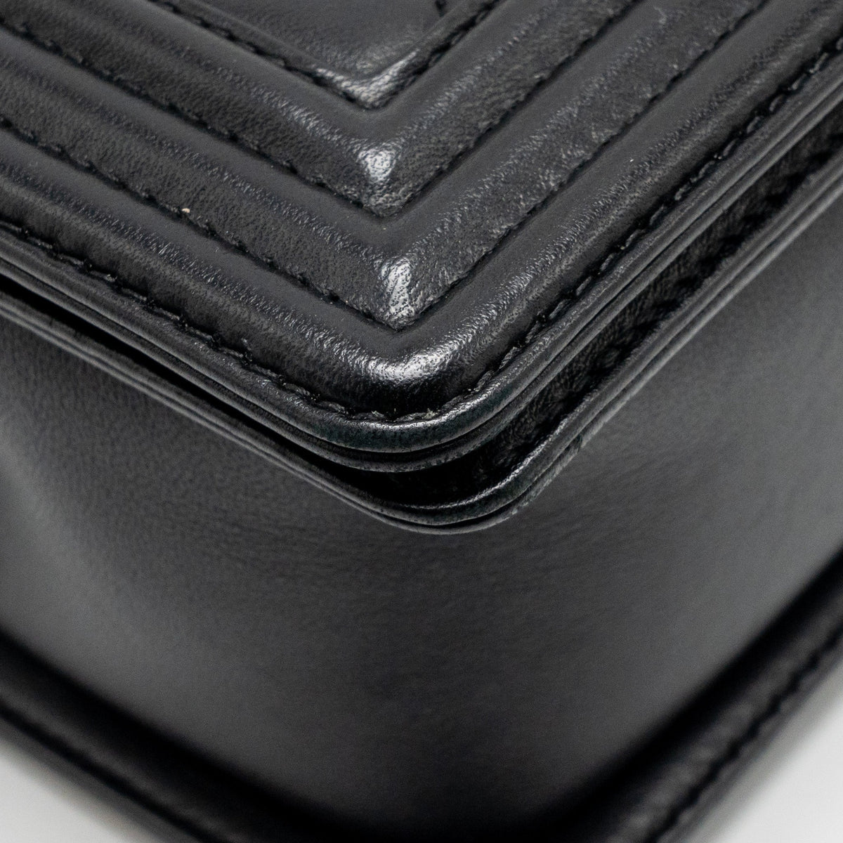 chanel-medium-boy-bag-lambskin-black-ruthenium-hardware-1