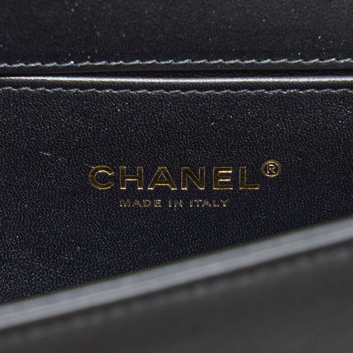 chanel-medium-boy-bag-calfskin-black-ghw-1