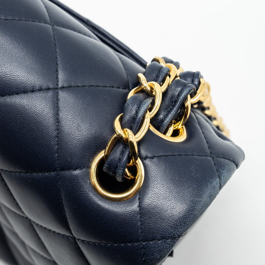 chanel-jumbo-classic-double-flap-lambskin-navy-ghw