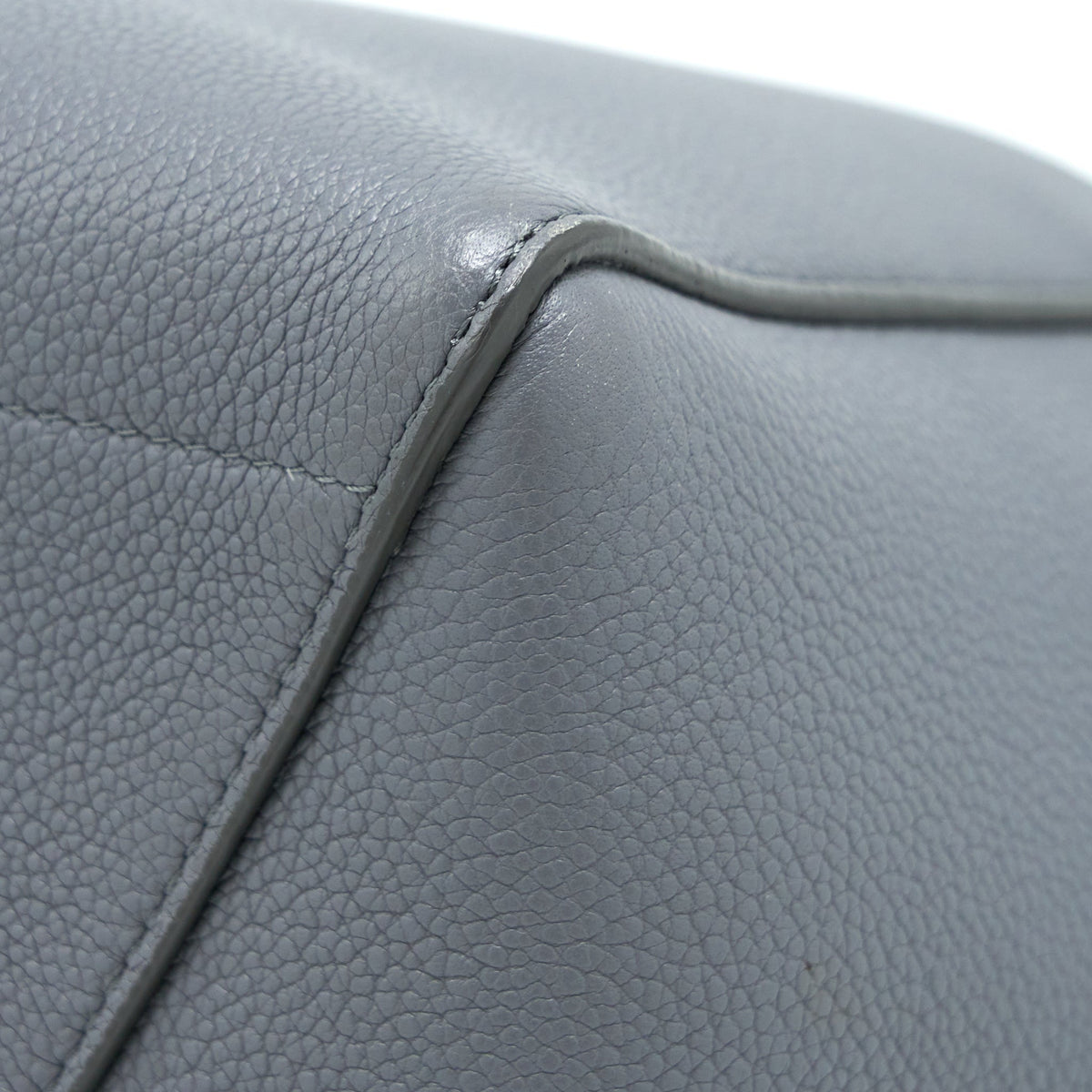 celine-sangle-bucket-bag-calfskin-grey-ghw