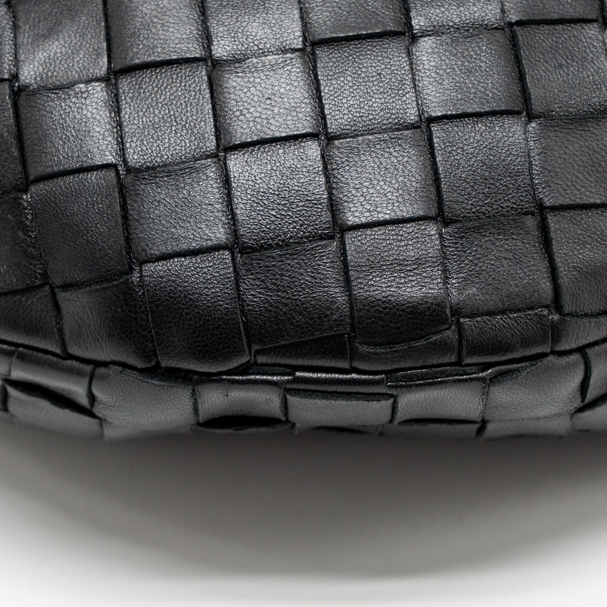 bottega-veneta-small-jodie-lambskin-black-shw-1