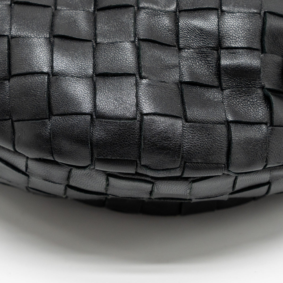 bottega-veneta-small-jodie-lambskin-black-shw-1