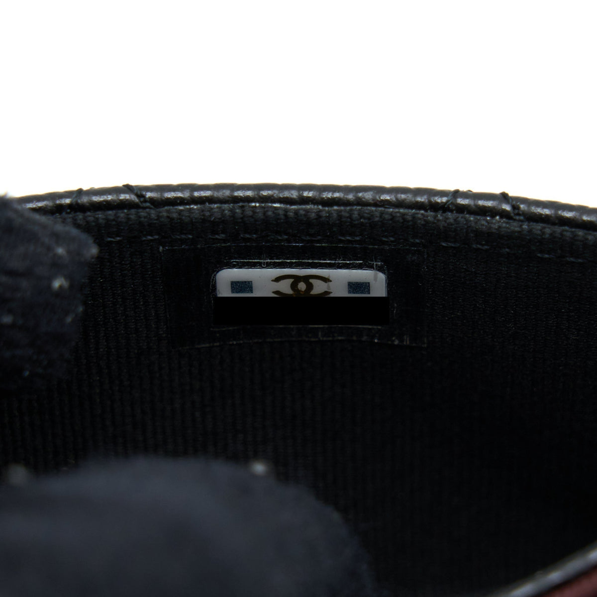 chanel-classic-flap-card-holder-caviar-black-shw-2