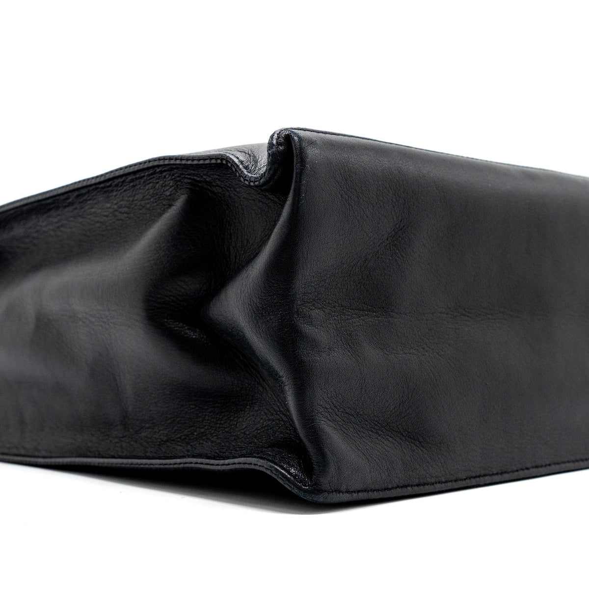 chanel-vintage-tote-bag-calfskin-black-ghw