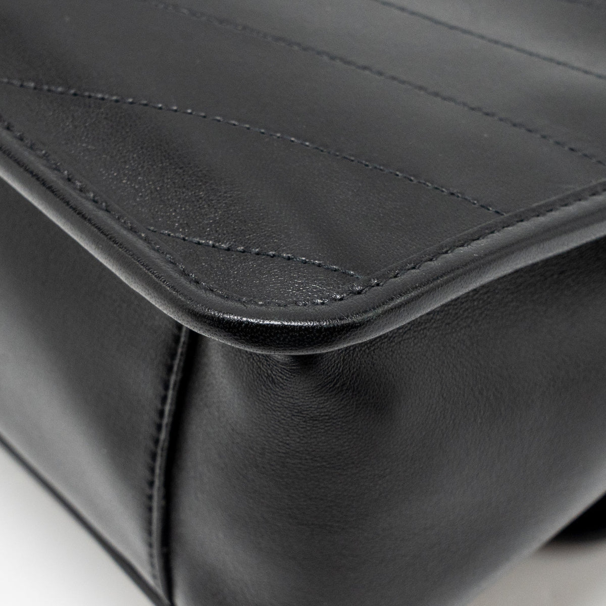 saint-laurent-medium-niki-bag-lambskin-black-ghw-1