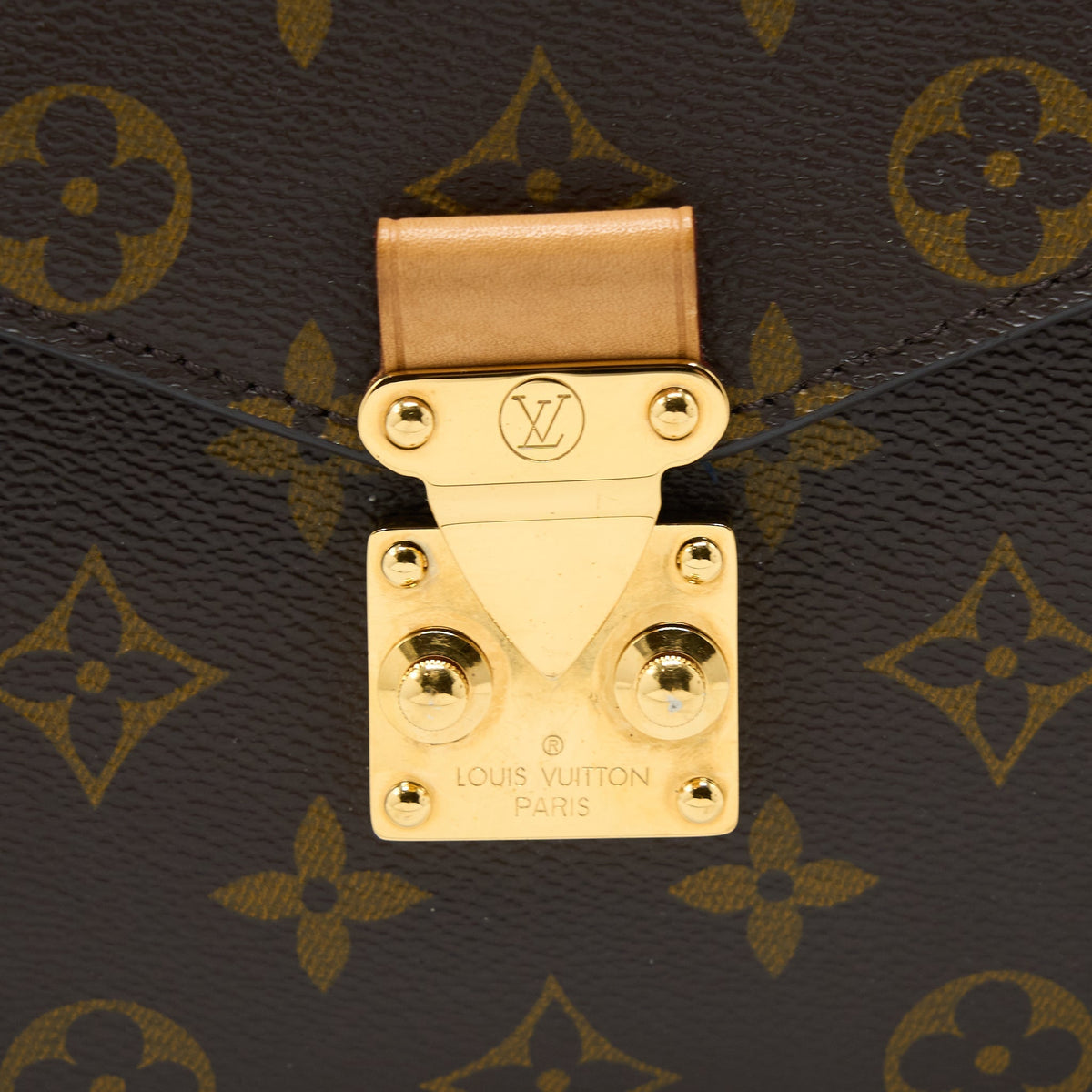 louis-vuitton-pochette-metis-monogram-canvas-ghw-7