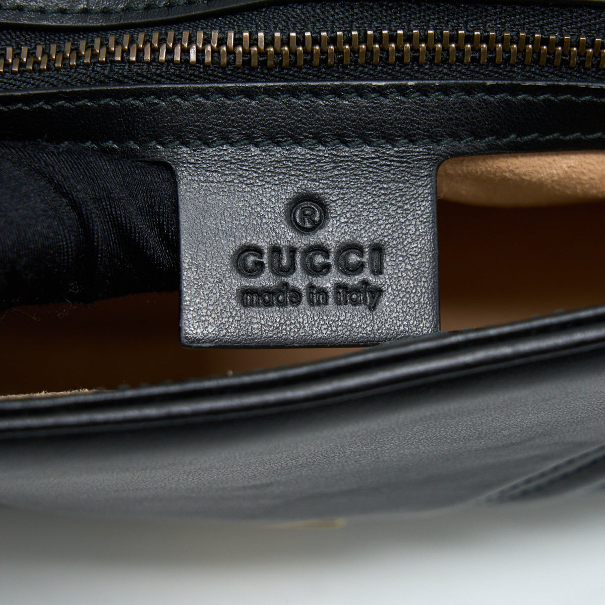 gucci-small-marmont-black-ghw