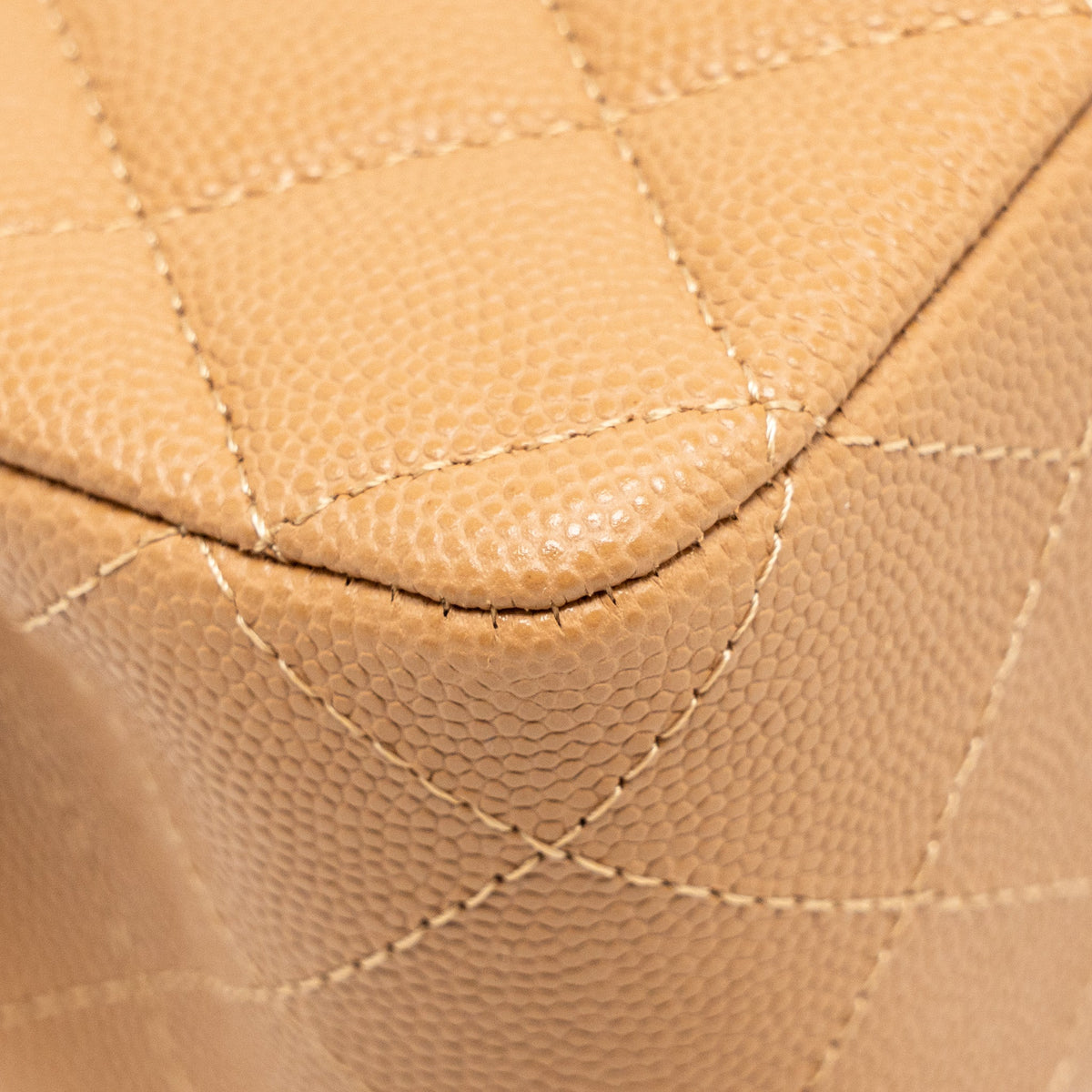 chanel-medium-classic-double-flap-bag-caviar-caramel-lghwmicrochip-1