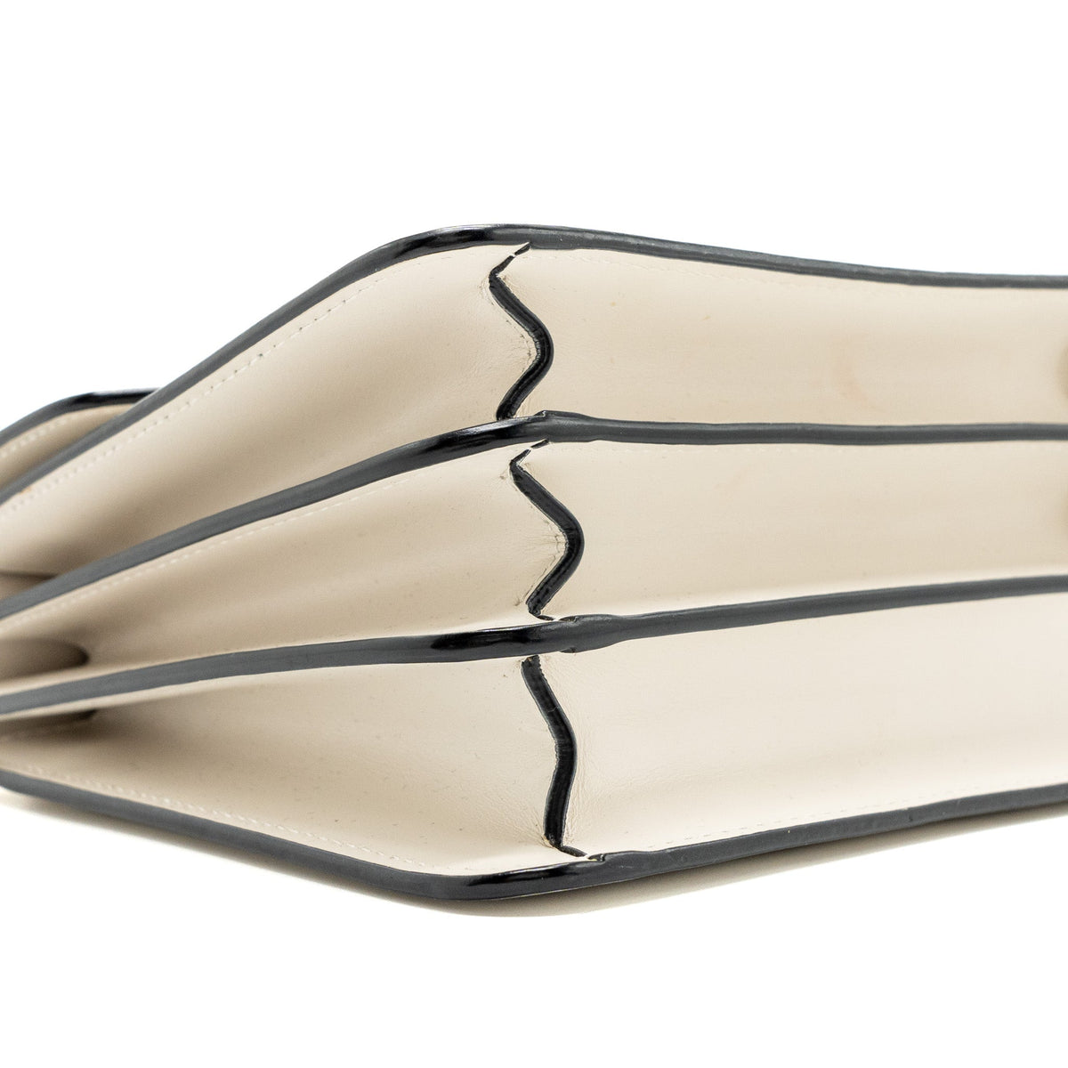 bvlgari-top-handle-serpenti-bag-calfskin-white-lghw