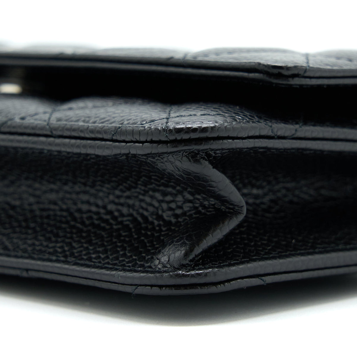chanel-classic-wallet-on-chain-caviar-black-shw-microchip-3