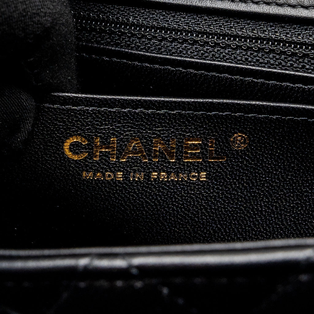 chanel-mini-square-flap-bag-lambskin-black-lghwmicrochip-1