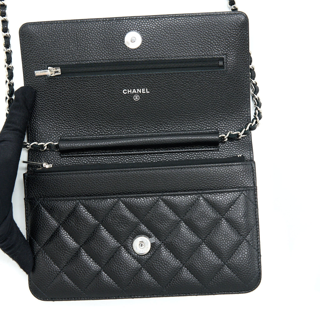 chanel-classic-wallet-on-chain-caviar-black-shw-microchip-3
