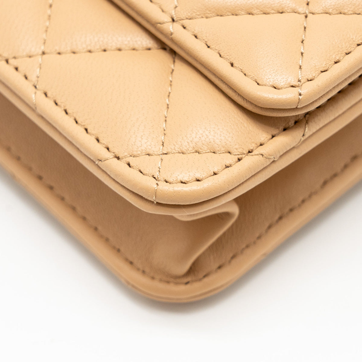 chanel-pearl-crush-wallet-on-chain-lambskin-beige-ghw-microchip-copy