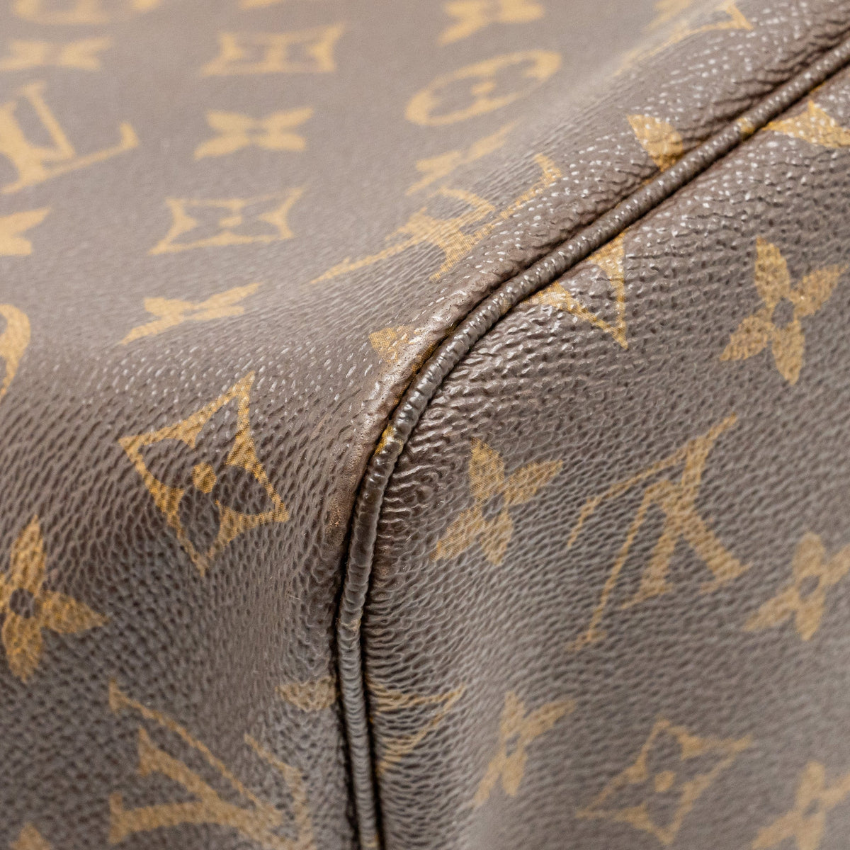 louis-vuitton-neverfull-mm-monogram-canvas-ghw-10