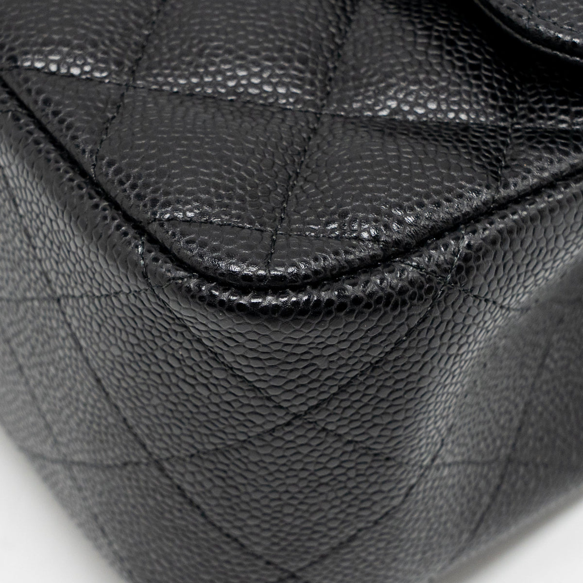 chanel-jumbo-classic-double-flap-bag-caviar-black-ghw-13
